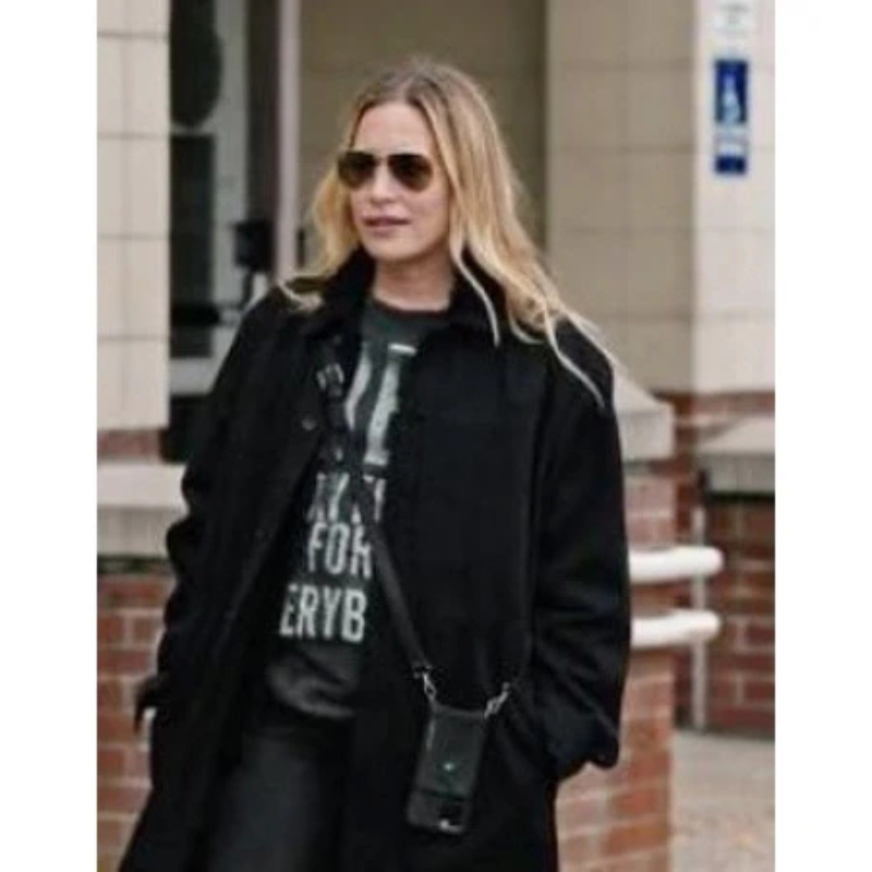 Yellowstone Summer Higgins Black Coat